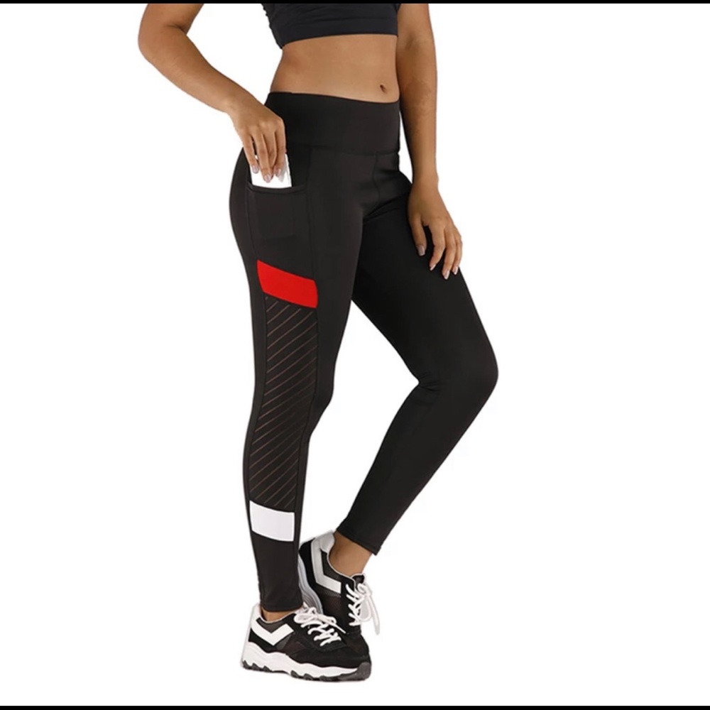 Leggings with pockets